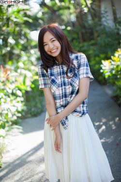 赵本山女儿承认整容